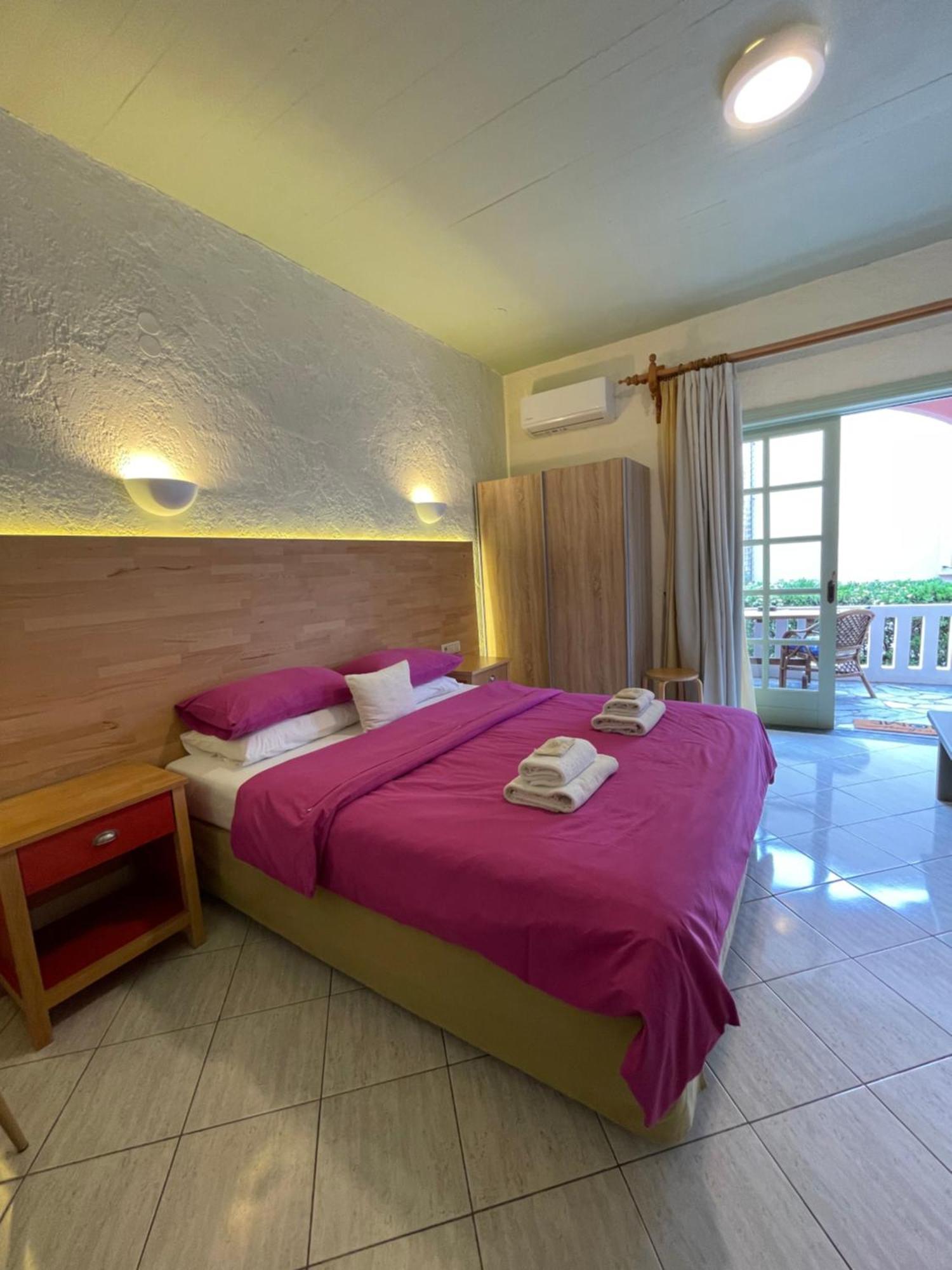 Villa Georgia Apartments & Suites Kalamaki  Phòng bức ảnh