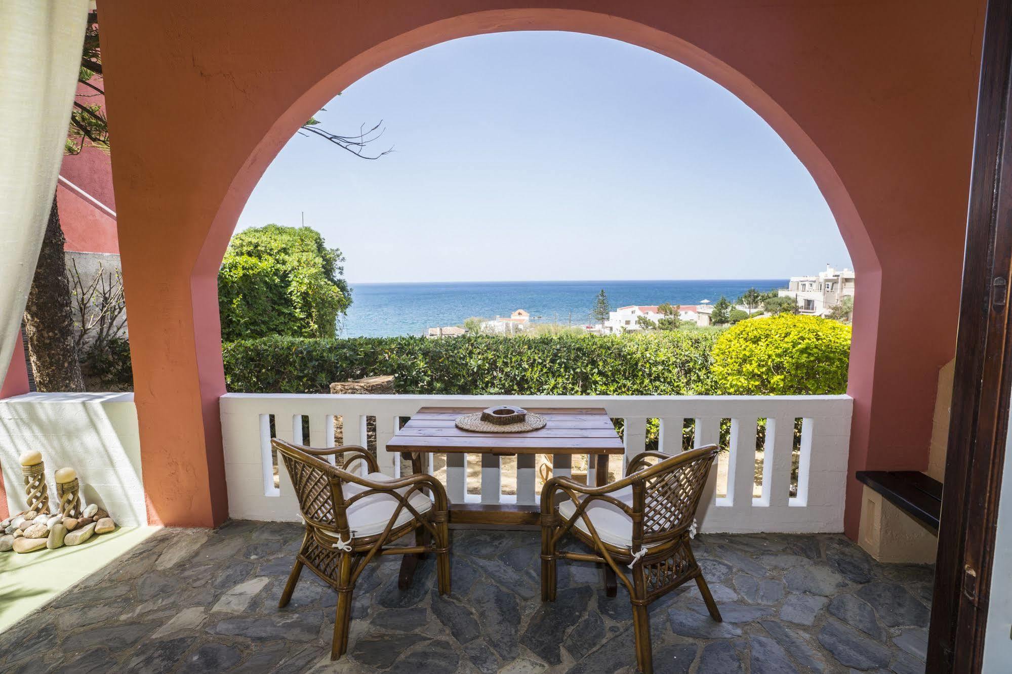 Villa Georgia Apartments & Suites Kalamaki  Ngoại thất bức ảnh